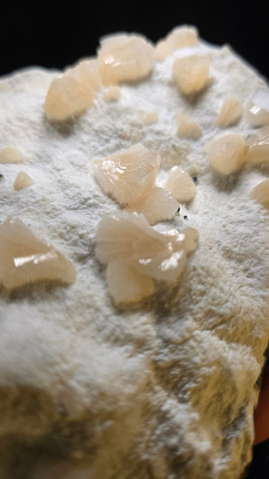 Peach Heulandite on White Chalcedony – Maharashtra, India – 1.76 lbs