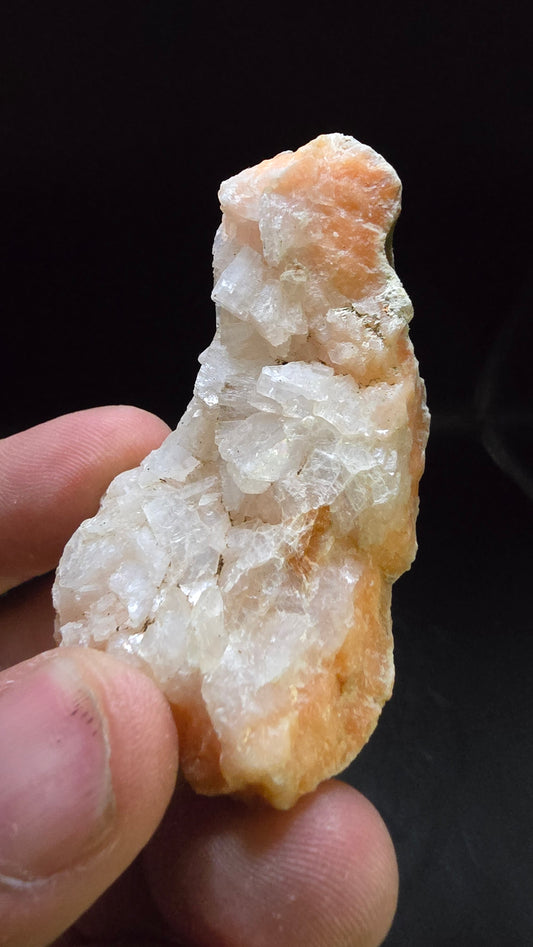 Pearl Heulandite After Peach Stilbite – Maharashtra, India – 0.12 lbs