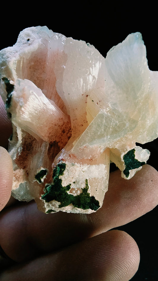 Peach Heulandite "Compassion Stone" – Maharashtra, India – 0.13 lbs