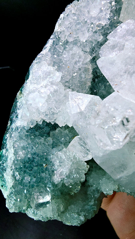 Clear Cubic Apophyllite on Blue Chalcedony Druzy – Maharashtra, India – 0.88 lbs