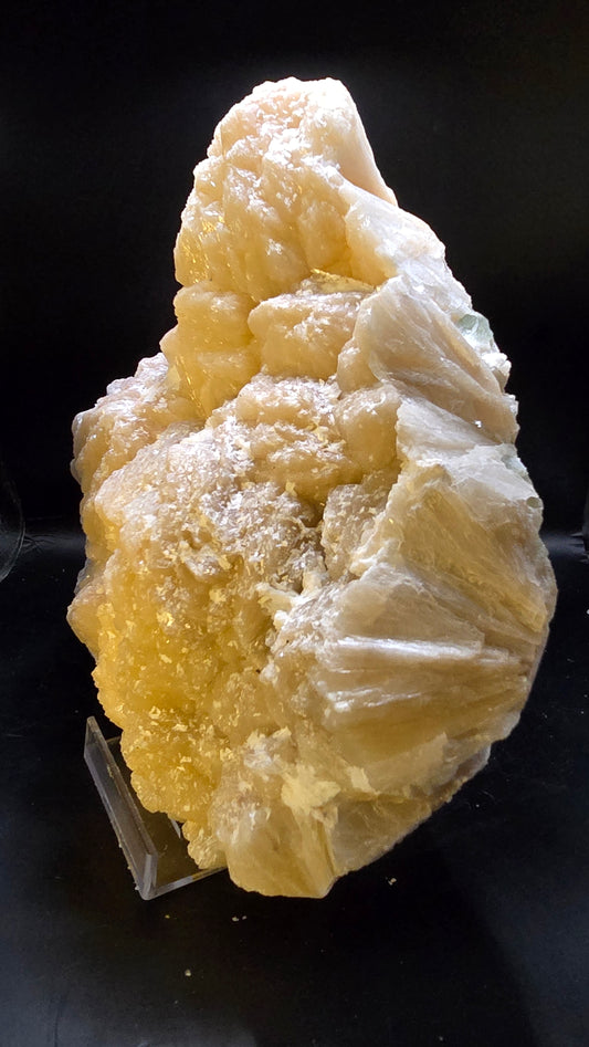 Himalayan Stilbite ("Snow-Capped Peaks") – Maharashtra, India