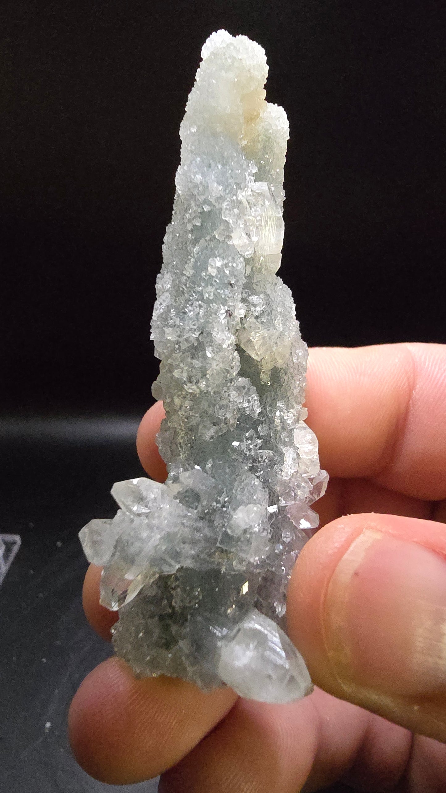 Midnight Apophyllite – Maharashtra, India – 0.09 lbs