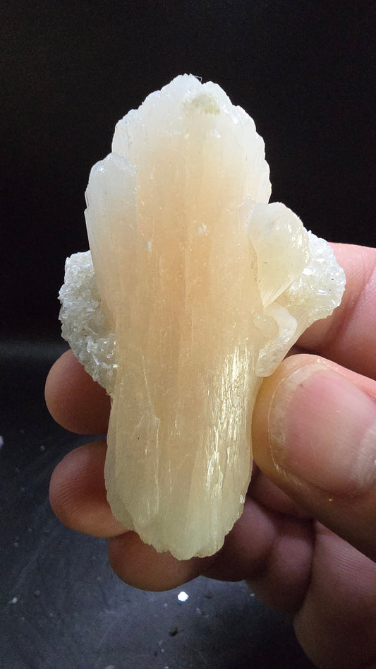 Peach Stilbite Cross (Double Terminated) – Maharashtra, India – 0.13 lbs