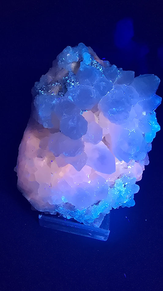 Multi-Scepter Quartz Cluster over Fluorescent UV Chalcedony – Morocco – 0.57 lbs