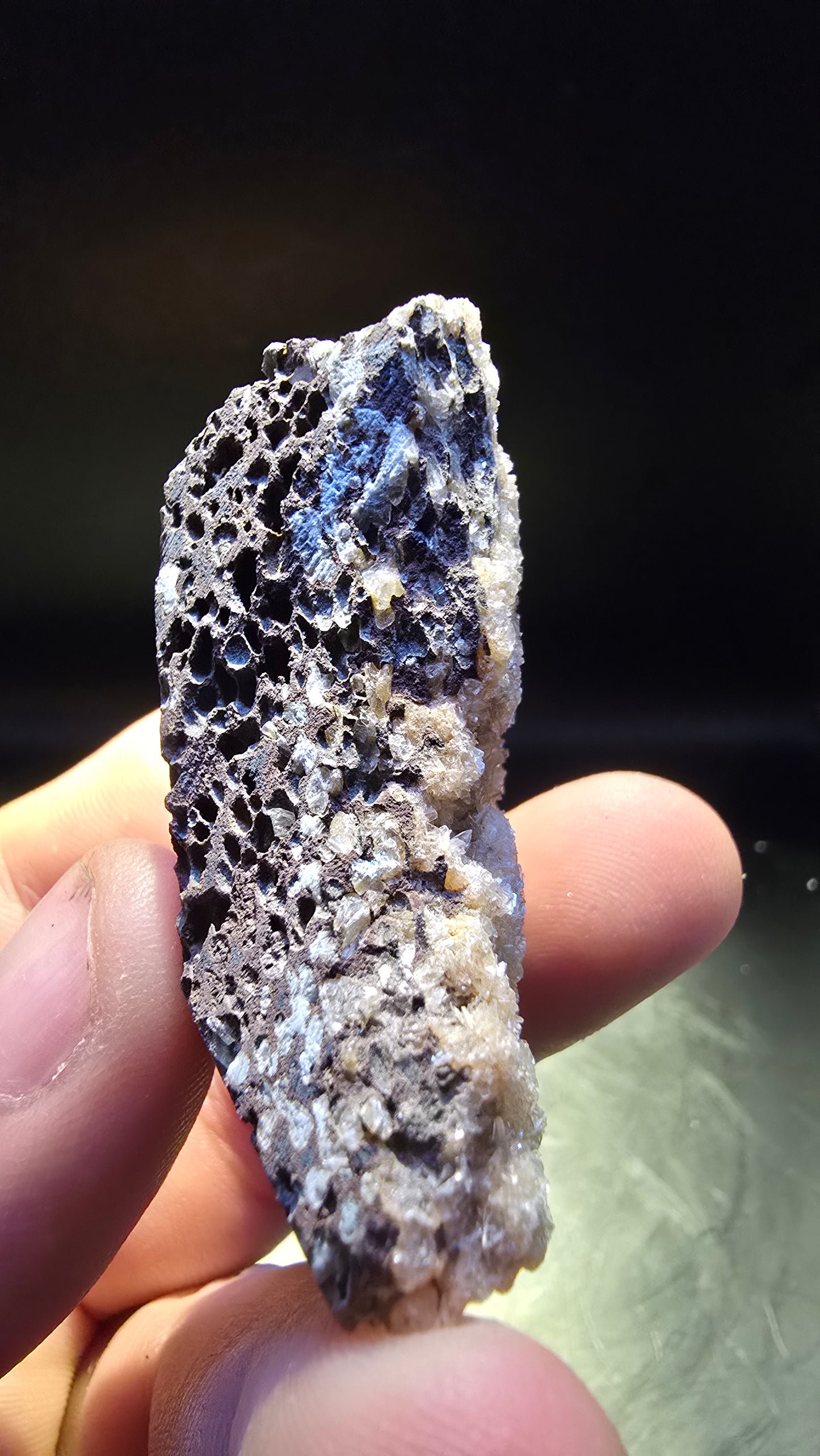 Peach Heulandite Druzy Formation – India – 0.11 lbs