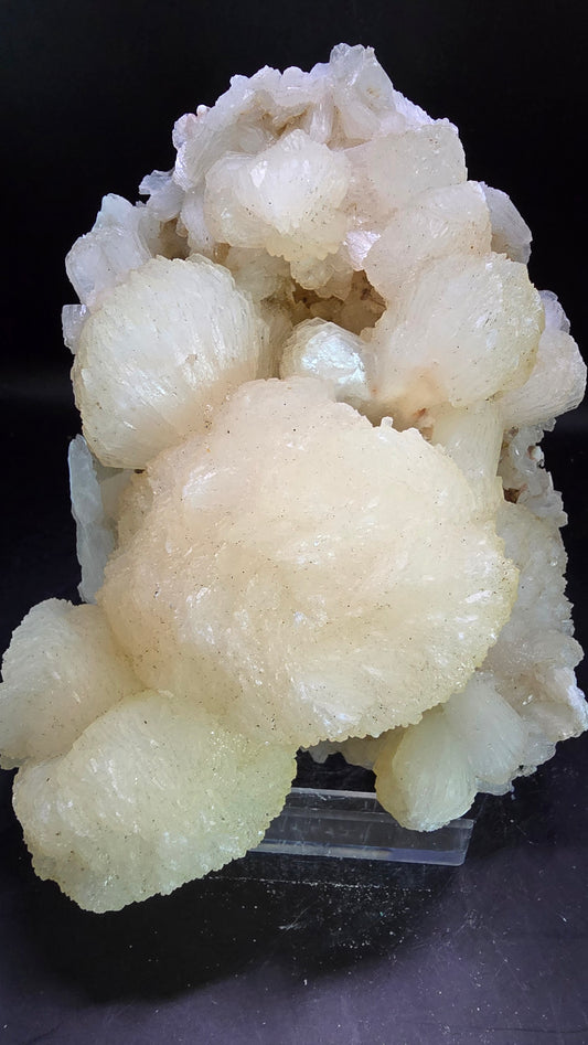 Orchid Stilbite Formation – Maharashtra, India – 1.33 lbs