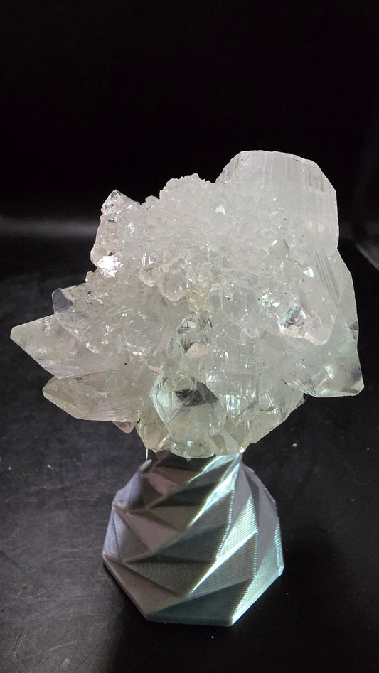 360° Diamond Apophyllite Cluster – Maharashtra, India – 82 grams