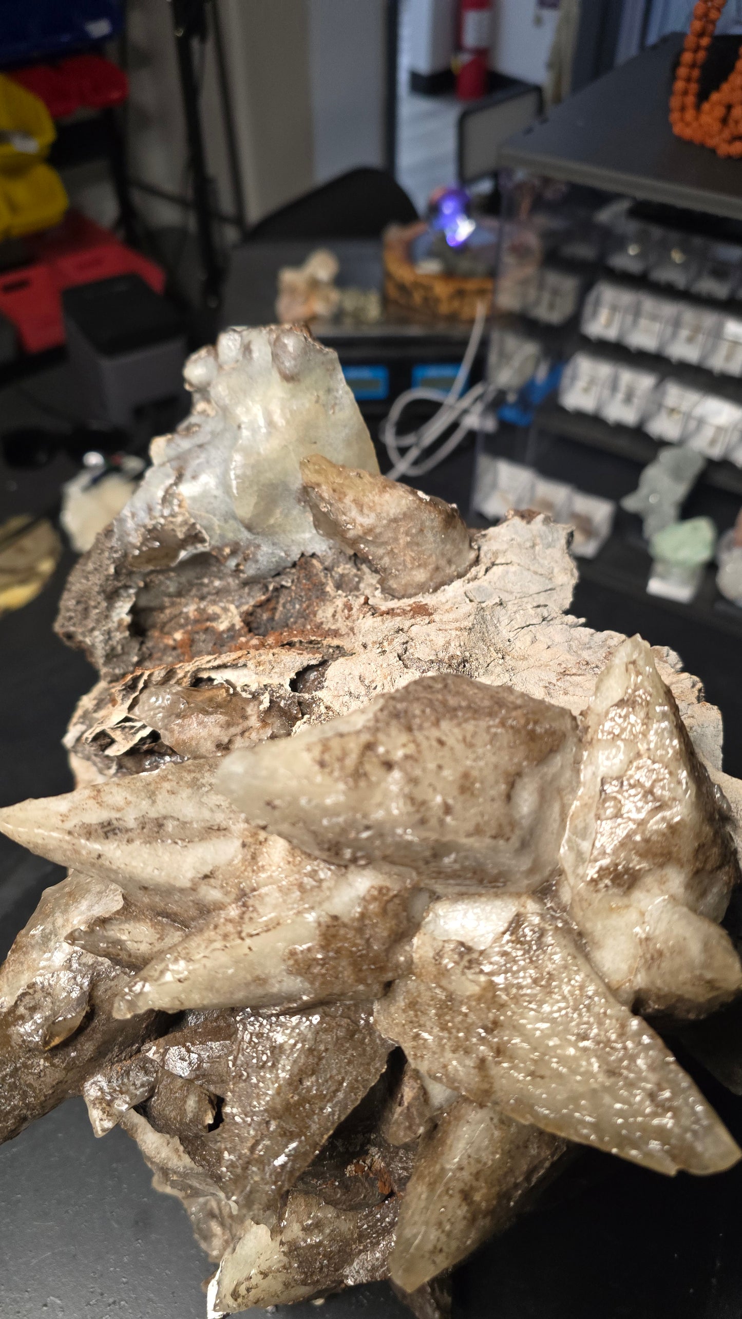 Monumental Fluorescent Dogtooth Calcite Formation – Sweetwater Mine, Missouri, USA – 30.37 lbs