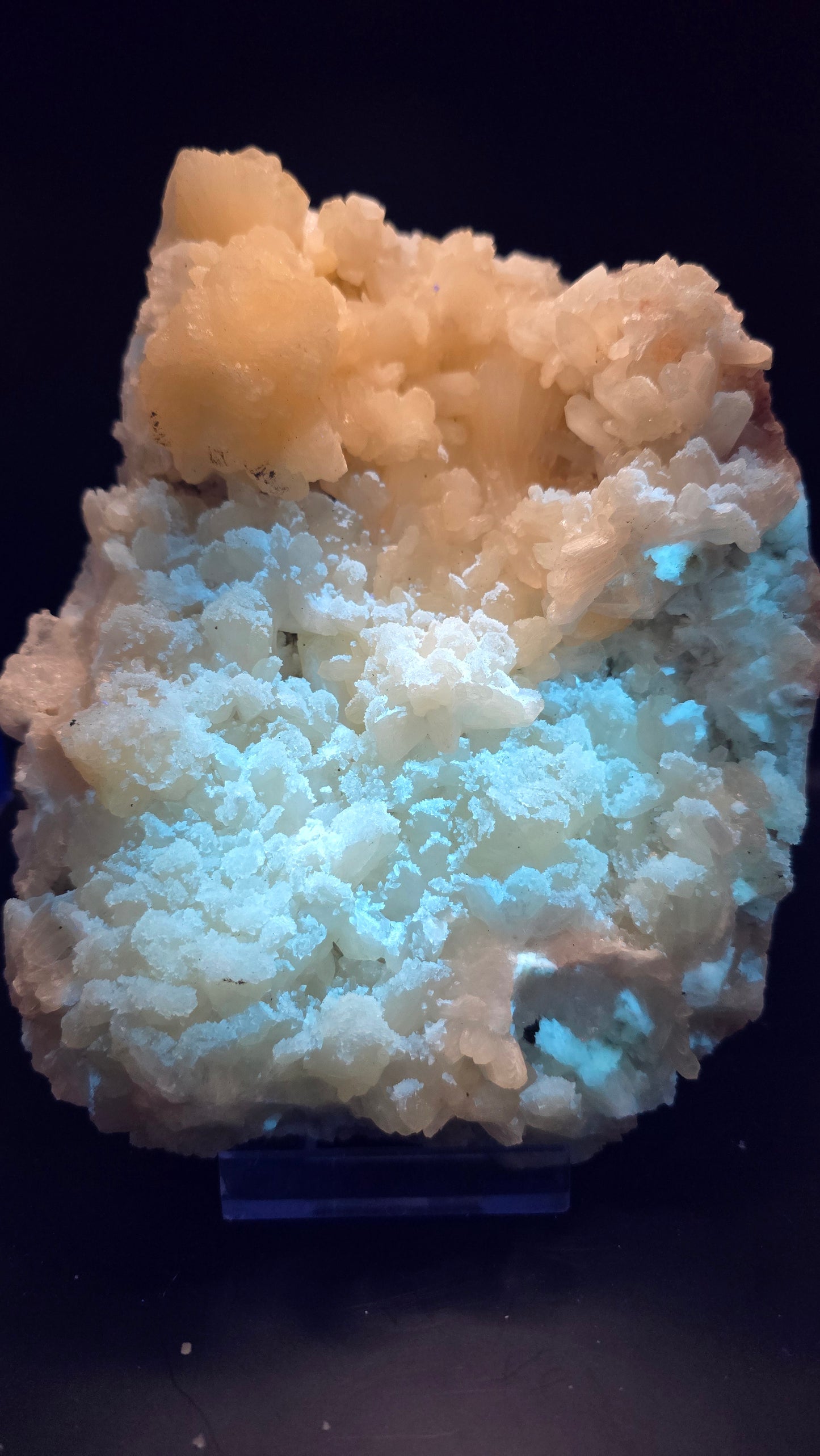 Stilbite Formation with UV Reactive Calcite Druzy – Maharashtra, India – 2.88 lbs