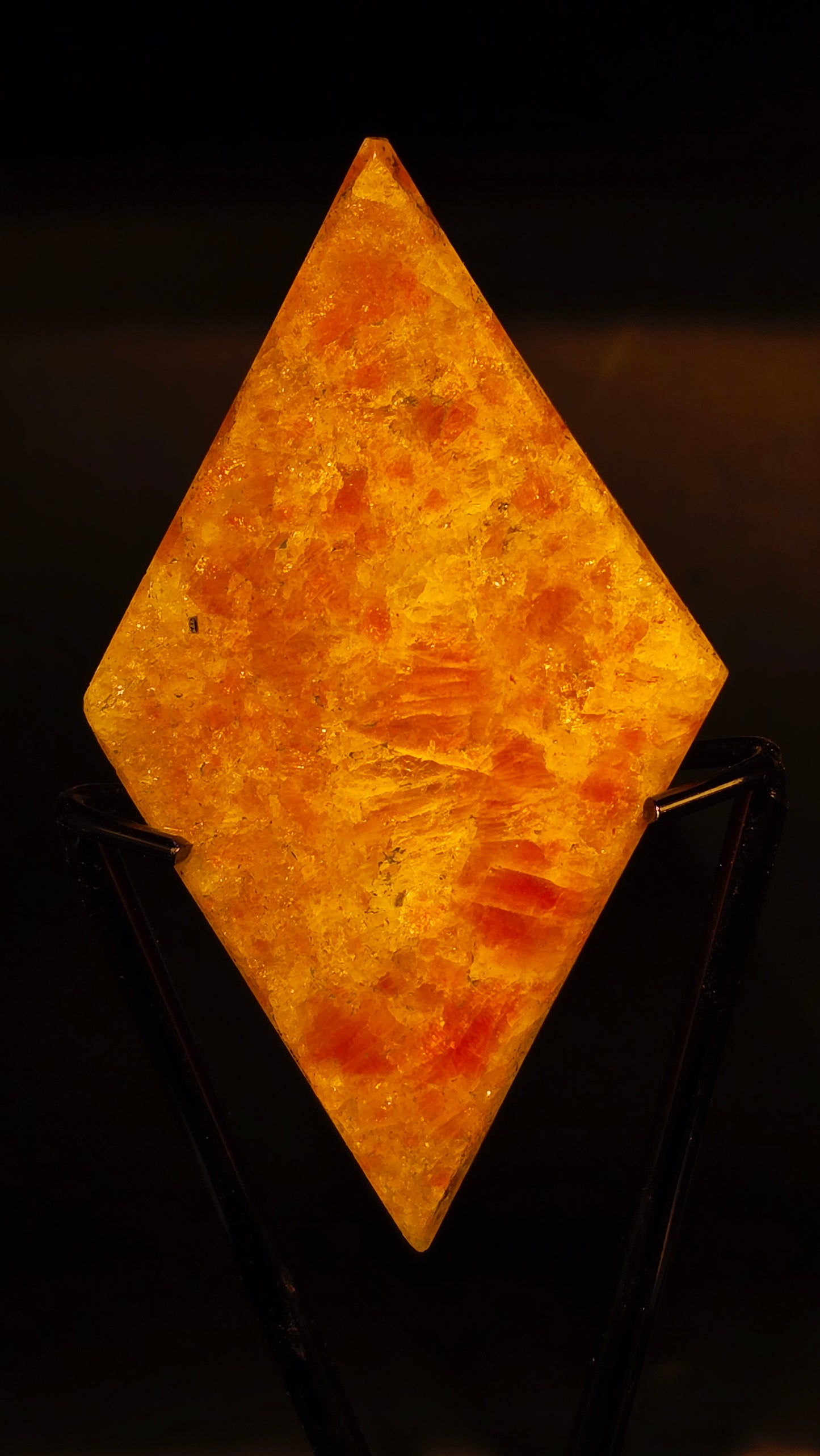 Golden Sunstone Diamond – Oregon, USA – 0.19 lbs