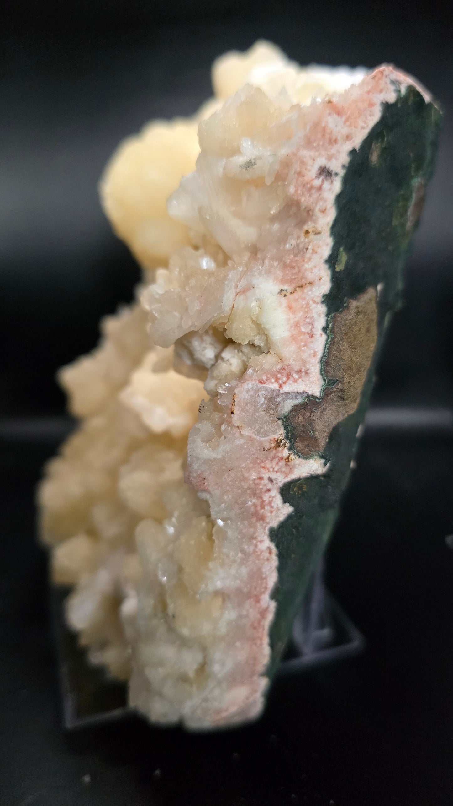 Stilbite Formation with UV Reactive Calcite Druzy – Maharashtra, India – 2.88 lbs