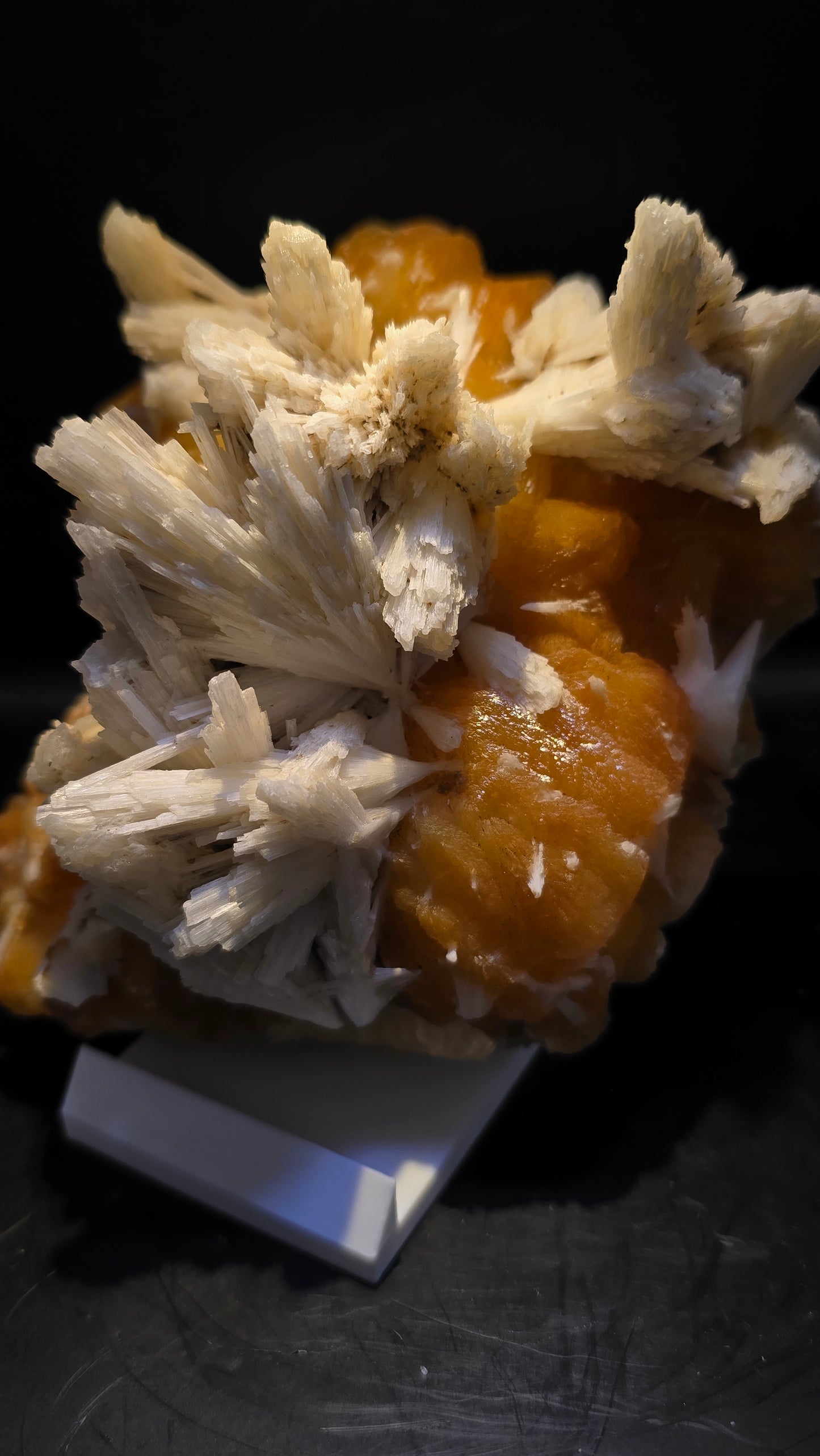 Shooting Star Scolecite & Honey Stilbite – Maharashtra, India – 1.3 lbs